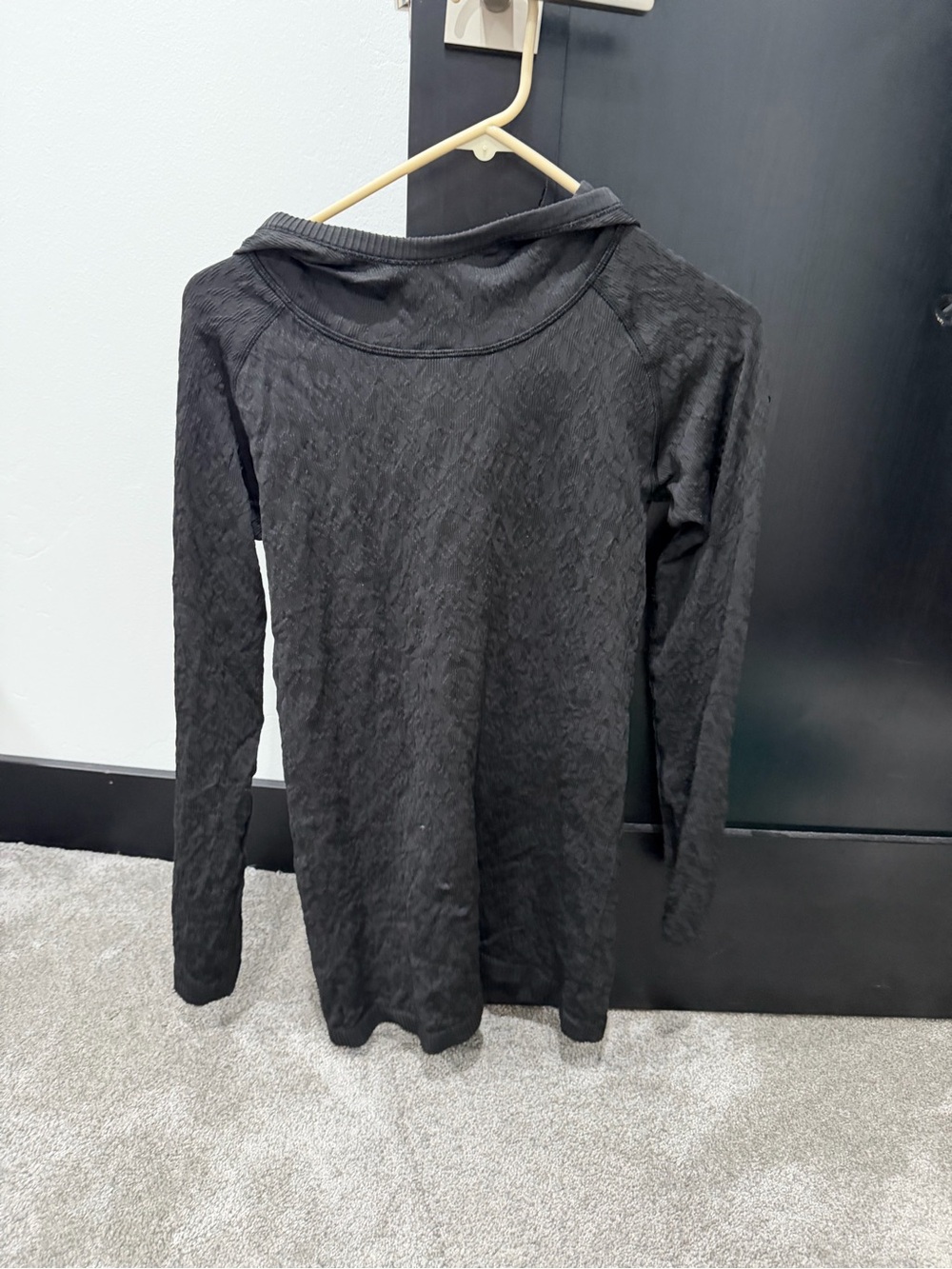 Lululemon Black Long Sleeve Textured Top